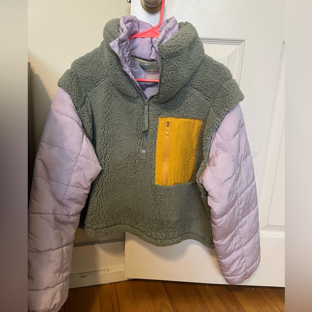 Free people pullover!